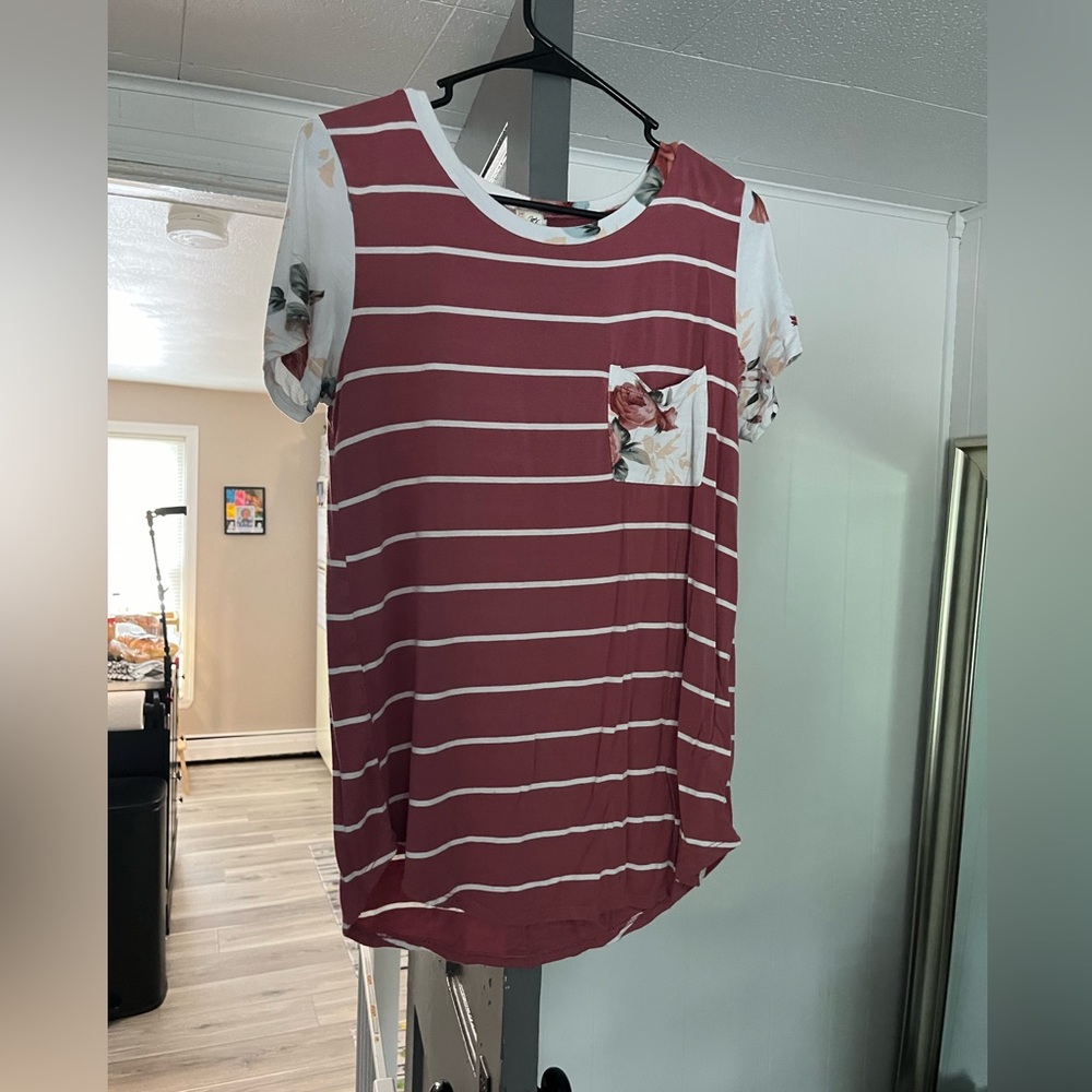 Size M 7th Roy t shirt